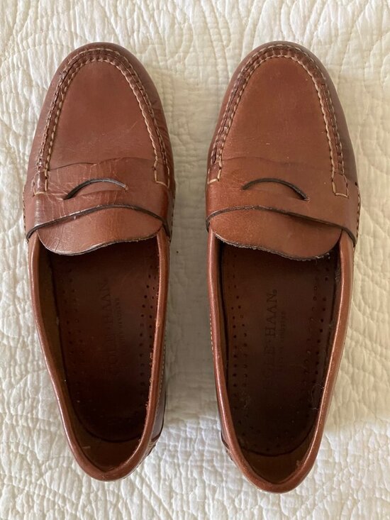 Cole Haan Shoes - Cole Haan loafers - size 7W - lighter brown
